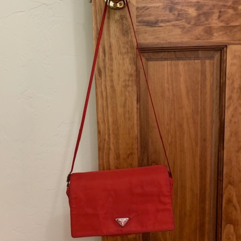 Real PRADA , Red, beautiful, authentic